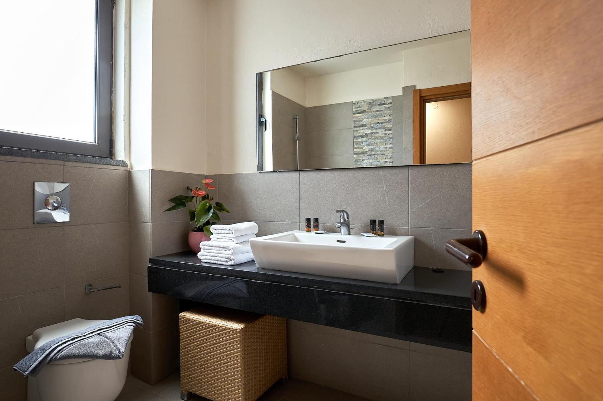 Creteco Hotel & Suites Gournes Gouvon ภายนอก รูปภาพ