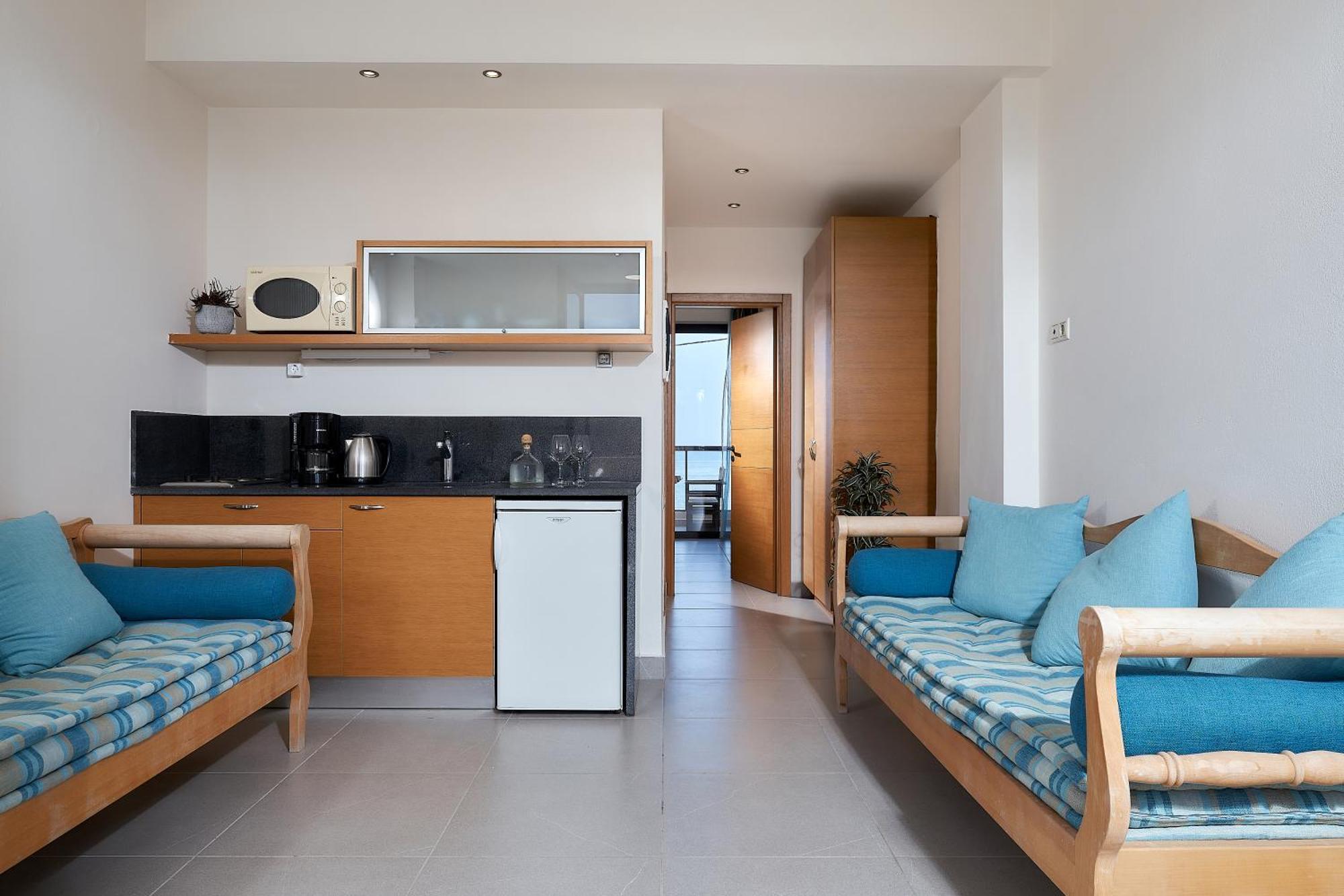 Creteco Hotel & Suites Gournes Gouvon ภายนอก รูปภาพ